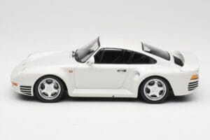 Porsche 959 White Metallic Minichamps 1:18 155066206 Metal - imagen 3 de 6
