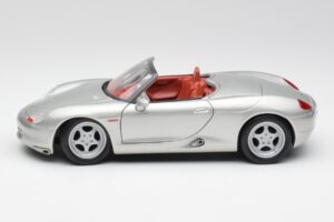 Porsche Boxster 986 Plata Maisto 1:18 37800-M3 Metal - imagen 4 de 8