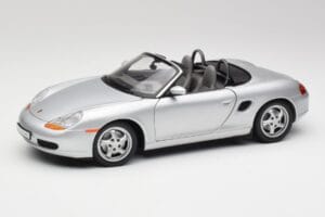Porsche Boxster 986 Descapotable Arctic Plata Metálico UT Models 1:18 27852 Metal