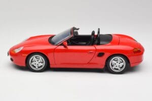 Porsche Boxster S 986 Guards Rojo UT Models 1:18 27861-M1 Metal - imagen 4 de 8
