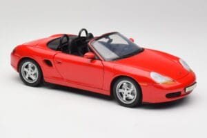 Porsche Boxster S 986 Guards Rojo UT Models 1:18 27861-M1 Metal - imagen 6 de 8