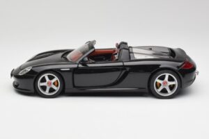 Porsche Carrera GT Negro Maisto 1:18 36665 Metal - imagen 4 de 8