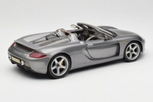 Porsche Carrera GT Gris Metálico Maisto 1:18 36622-R1 Metal - imagen 3 de 8