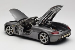 Porsche Carrera GT Gris Metálico Maisto 1:18 36622-R1 Metal - imagen 5 de 8