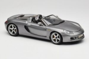 Porsche Carrera GT Gris Metálico Maisto 1:18 36622-R1 Metal - imagen 6 de 8
