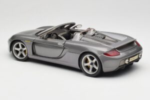 Porsche Carrera GT Gris Metálico Maisto 1:18 36622-R1 Metal - imagen 7 de 8