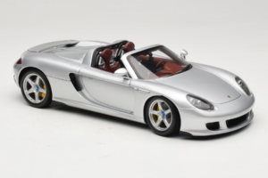 Porsche Carrera GT Silver Metallic Minichamps 1:18 WAP02103014 Metal - imagen 6 de 8