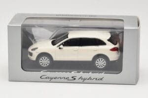 Porsche Cayenne 958 S Hybrid Blanco Minichamps 1:43 WAP0200040B Metal - imagen 4 de 4