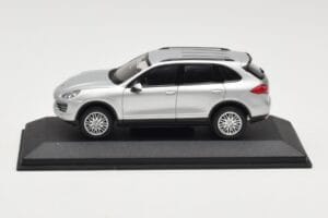 Porsche Cayenne 958 Plata Minichamps 1:43 WAP0200020B Metal