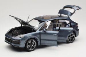 Porsche Cayenne 958 Turbo S Blue Metallic Minichamps 1:18 110066070 Metal - imagen 2 de 8