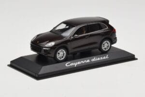 Porsche Cayenne 958 Diesel Acajou Brown Minichamps 1:43 WAP0200030E Metal - imagen 2 de 4
