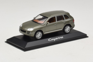 Porsche Cayenne Grey Metallic Minichamps 1:43 WAP02061317 Metal - imagen 2 de 4