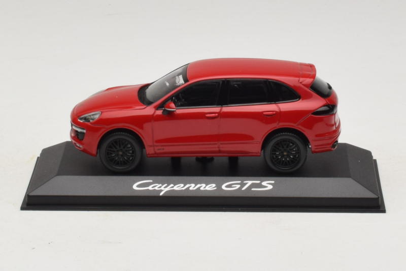 Porsche Cayenne 958 GTS Rojo Minichamps 1:43 WAP0200070E Metal