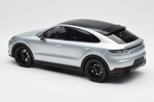 Porsche Cayenne E3 S Coupe Dolo Plata Norev 1:18 WAP0213220K Metal - imagen 5 de 6