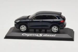 Porsche Cayenne 958 S Diesel Blue Metallic Minichamps 1:43 WAP0200080E Metal