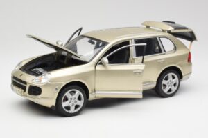 Porsche Cayenne Turbo 955 Beige Maisto 1:18 WAP02100113 Metal - imagen 2 de 8