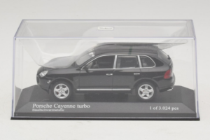 Porsche Cayenne 955 Turbo Black Metallic Minichamps 1:43 400061080 Metal - imagen 4 de 5