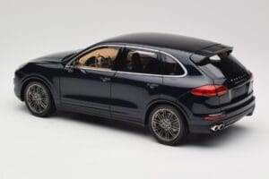 Porsche Cayenne Turbo S 958 Blue Metallic Minichamps 1:18 110064001 Metal - imagen 7 de 8