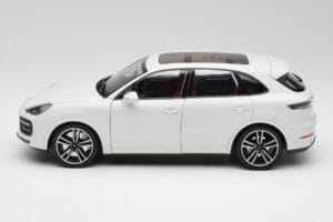 Porsche Cayenne 9YA Turbo Blanco Metallic Minichamps 1:18 155042560 Metal - imagen 4 de 8