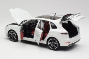 Porsche Cayenne 9YA Turbo Blanco Metallic Minichamps 1:18 155042560 Metal - imagen 5 de 8