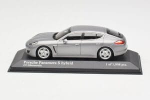 Porsche Panamera 970 S Hybrid Plata Minichamps 1:43 400068250 Metal