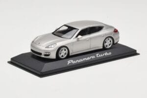 Porsche Panamera 970 Turbo Beige Minichamps 1:43 WAP0200519 Metal - imagen 2 de 4