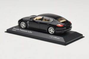 Porsche Panamera 970 Turbo Negro Metalizado Minichamps 1:43 400068271 Metal - imagen 3 de 4