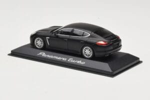 Porsche Panamera 970 Turbo Matt Black Minichamps 1:43 WAP0200270C Metal - imagen 3 de 4