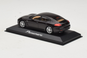 Porsche Panamera 970 Black Metallic Minichamps 1:43 WAP0203900E Metal - imagen 3 de 5