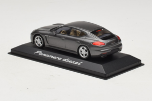 Porsche Panamera 970 Diesel Grey Metallic Minichamps 1:43 WAP0202300E Metal - imagen 3 de 4