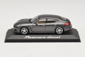 Porsche Panamera 970 Diesel Grey Metallic Minichamps 1:43 WAP0202300E Metal