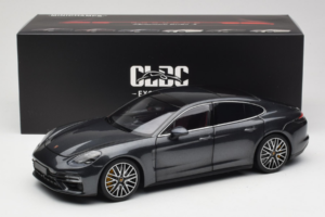 Porsche Panamera 971 Turbo S Grey Metallic Minichamps 1:18 113061073 Metal - imagen 8 de 8