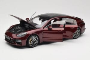 Porsche Panamera 971 Turbo S Rojo Metallic Minichamps 1:18 113061077 Metal - imagen 2 de 8