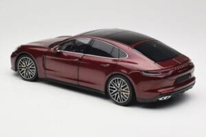 Porsche Panamera 971 Turbo S Rojo Metallic Minichamps 1:18 113061077 Metal - imagen 7 de 8