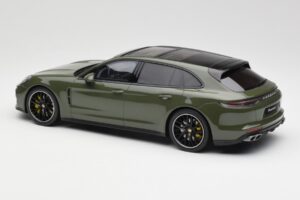 Porsche Panamera Turbo S 971 Sport Turismo Verde GT Spirit 1:18 GT447 Resina - imagen 5 de 6