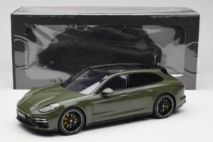 Porsche Panamera Turbo S 971 Sport Turismo Verde GT Spirit 1:18 GT447 Resina - imagen 6 de 6
