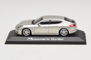 Porsche Panamera 970 Turbo Plata Minichamps 1:43 WAP02000519 Metal