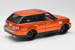 Range Rover Sport L320 Naranja Maisto 1:18 31081 Metal - imagen 3 de 8