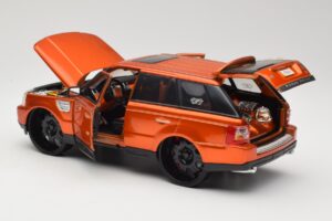 Range Rover Sport L320 Naranja Maisto 1:18 31081 Metal - imagen 5 de 8