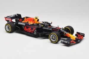 Red Bull Racing Honda RB16B #11 S. Perez Mexican GP 2021 Minichamps 1:18 110211911 Metal - imagen 4 de 6