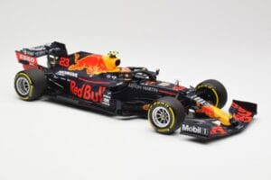 Red Bull Racing RB16 #23 A. Albon 4th Place Styrian GP 2020 Minichamps 1:18 110200223 Metal - imagen 4 de 6