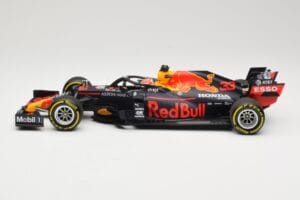 Red Bull Racing RB16 #33 M. Verstappen 3rd Place Styrian GP 2020 Minichamps 1:18 110200233 Metal - imagen 3 de 6
