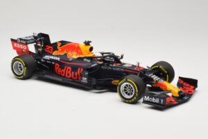 Red Bull Racing RB16 #33 M. Verstappen Winner 70th Anniversary GP 2020 Minichamps 1:18 110200533 Metal - imagen 4 de 6