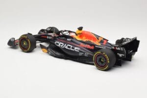Red Bull Racing RB19 #1 M. Verstappen Winner Monaco GP 2023 Minichamps 1:18 110230701 Metal - imagen 5 de 6