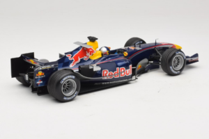 Red Bull RB1 Cosworth #15 C. Klien Red Bull Racing Showcar 2005 Minichamps 1:18 100050085 Metal - imagen 2 de 7