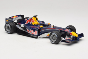 Red Bull RB1 Cosworth #15 C. Klien Red Bull Racing Showcar 2005 Minichamps 1:18 100050085 Metal - imagen 4 de 7