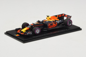Red Bull RB13 Tag Heuer #33 M. Verstappen Belgian Grand Prix 2017 Spark 1:43 AM33SP8 Resina - imagen 2 de 4