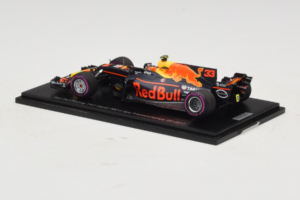 Red Bull RB13 Tag Heuer #33 M. Verstappen Belgian Grand Prix 2017 Spark 1:43 AM33SP8 Resina - imagen 3 de 4