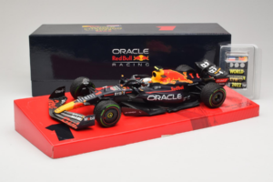 Red Bull RB18 #1 M. Verstappen Oracle Red Bull Racing Japanese Grand Prix Winner World Champion 2022 Minichamps 1:18 11322280 - imagen 7 de 7