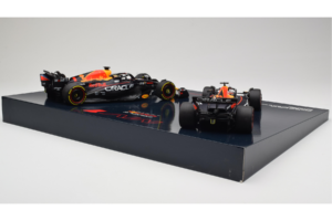 Red Bull RB19 Honda RBPT #1 M. Verstappen Oracle Red Bull Racing Qatar Grand Prix World Champion 2023 Minichamps 1:18 1122318 - imagen 5 de 6